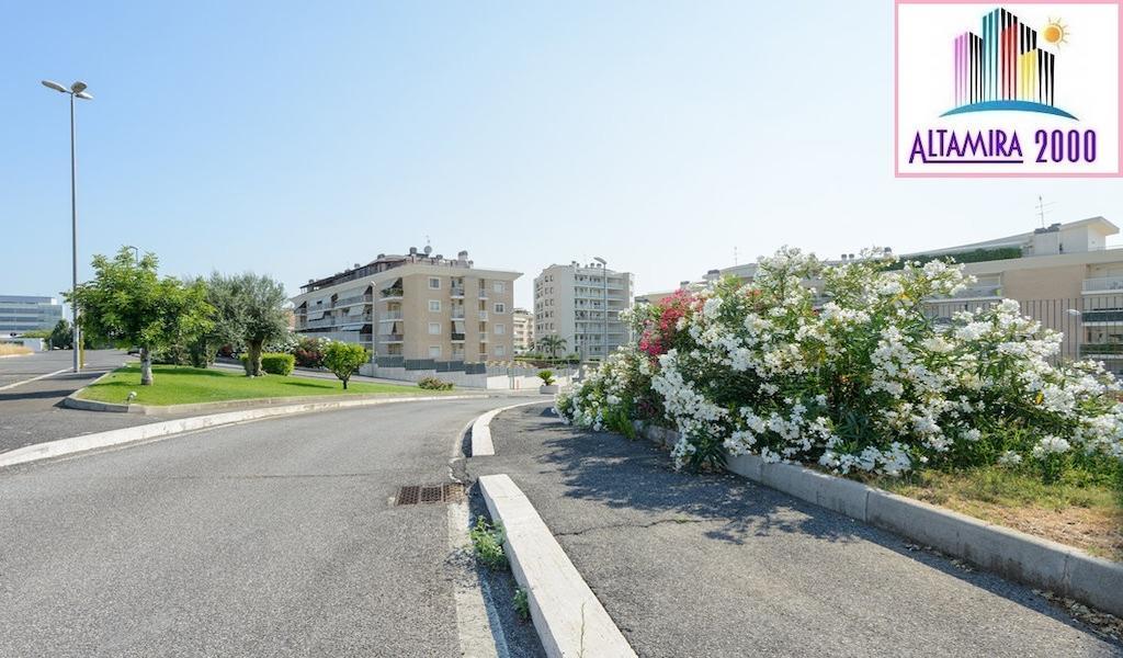 Altamira 2000 By Gabriella Apartment Rome Exterior photo